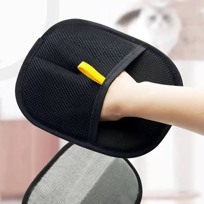Pet Hair Removal Cleaning Gloves by SNUK®